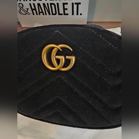 Gucci GG Marmont Velvet Belt Bag - Picture 4 of 16